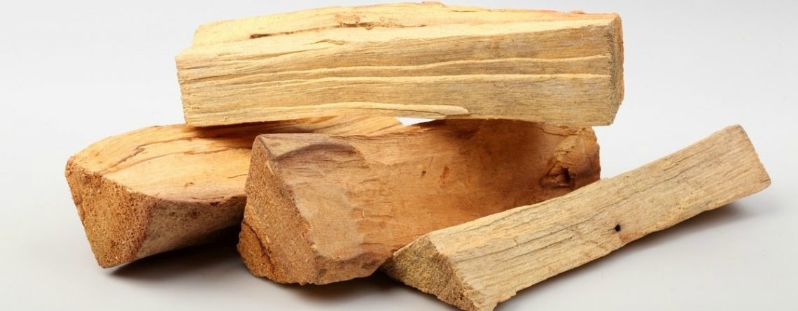 Articol 5 motive pentru care lemnul sfânt este ideal pentru purificarea energetică a casei - Tehnologie pentru viață