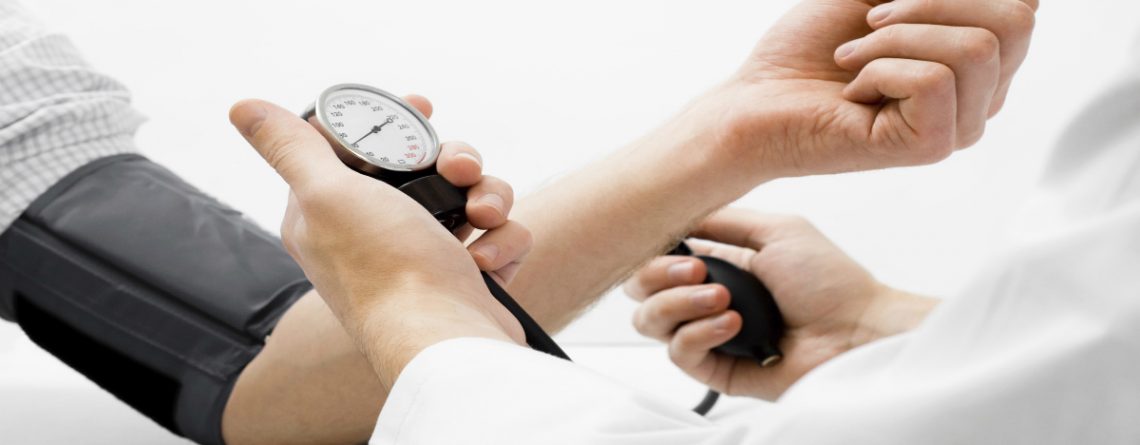 Articol Dincolo de medicaţie, ce trebuie să facem când suferim de hipertensiune? - Tehnologie pentru viață